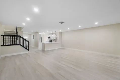 16 Stratford Drive E Boynton Beach FL 33436