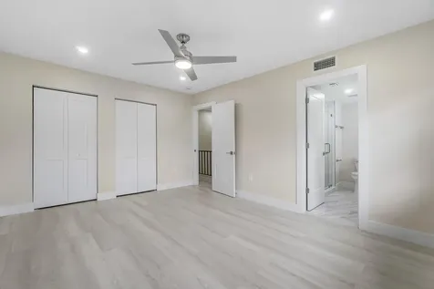 16 Stratford Drive E Boynton Beach FL 33436