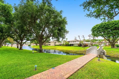 16 Stratford Drive E Boynton Beach FL 33436