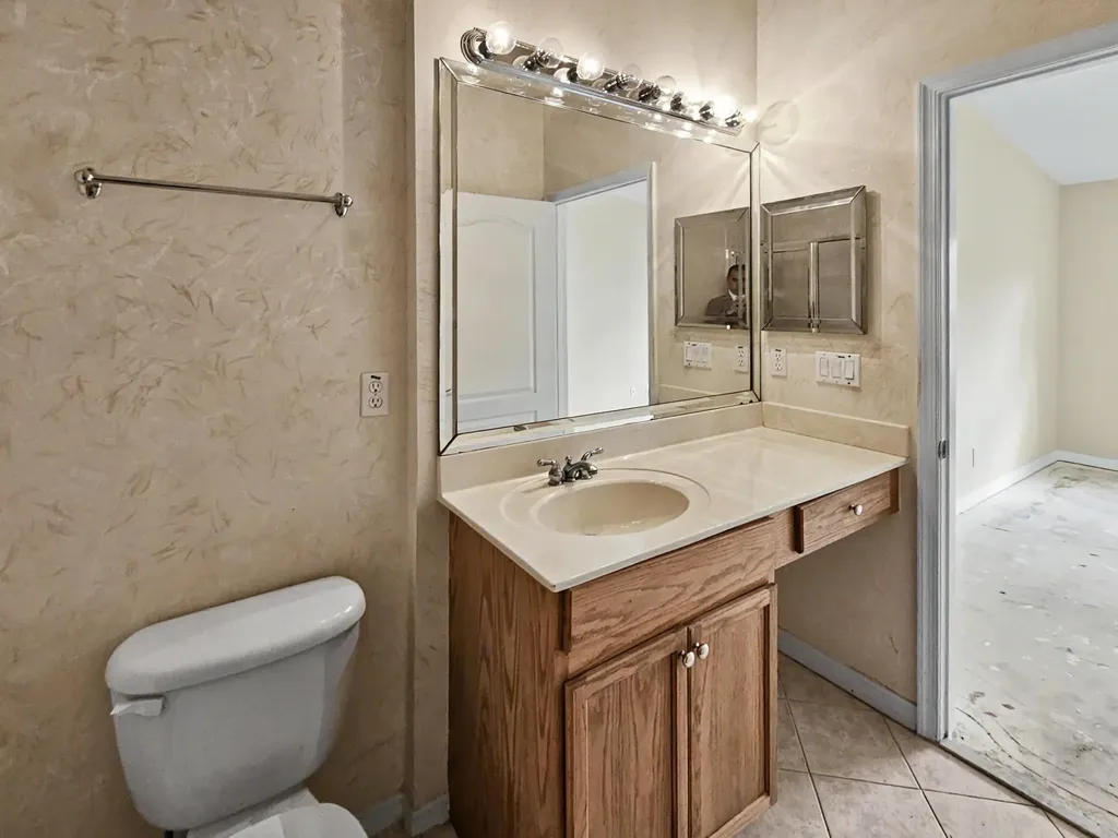 8543 Logia Circle Boynton Beach FL 33472