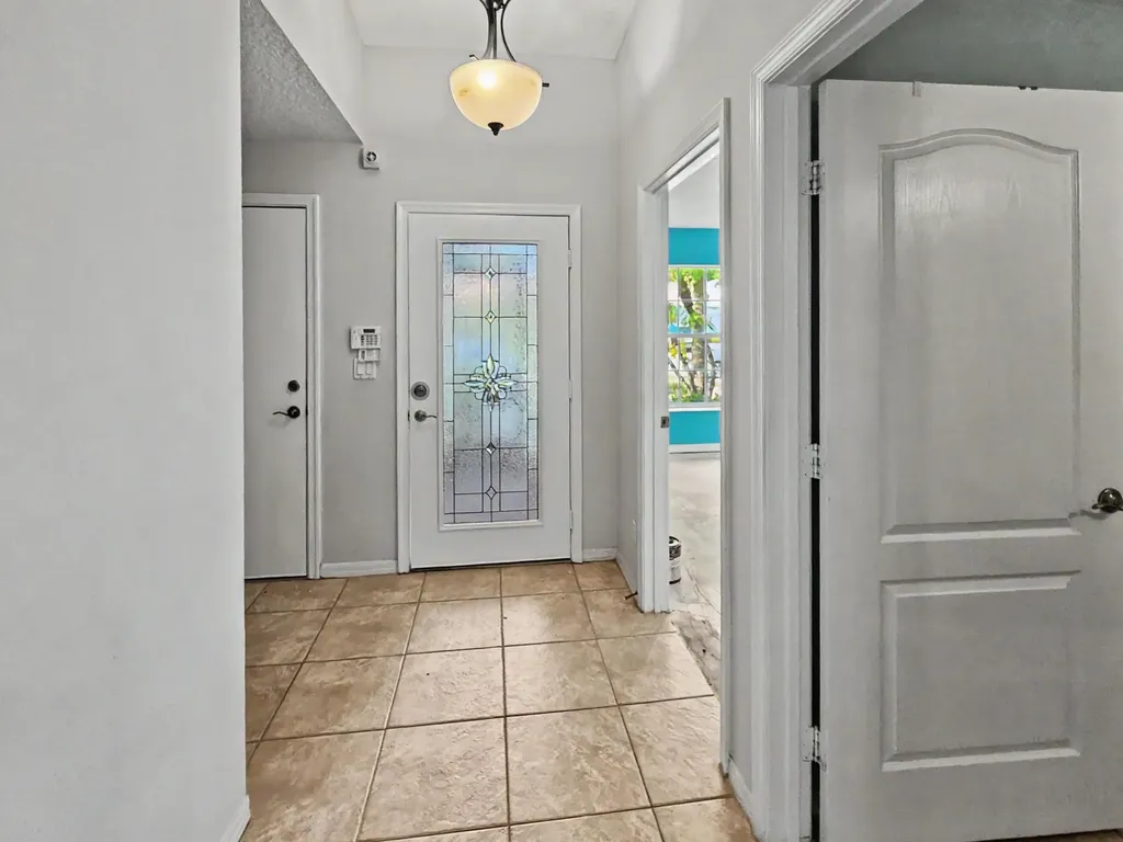 8543 Logia Circle Boynton Beach FL 33472