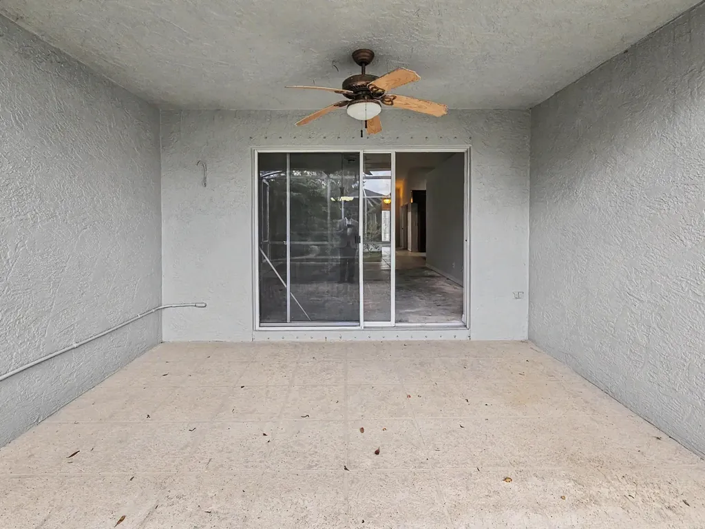 8543 Logia Circle Boynton Beach FL 33472
