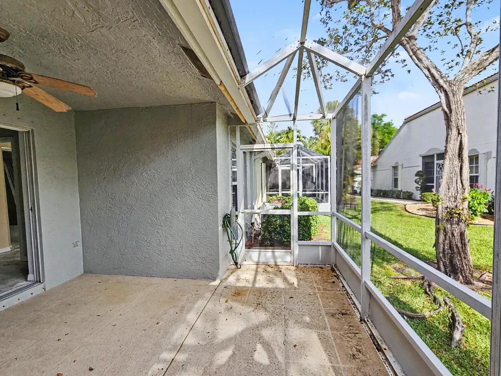 8543 Logia Circle Boynton Beach FL 33472