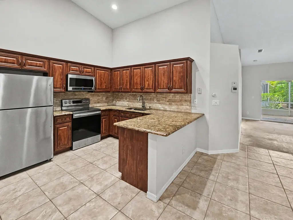 8543 Logia Circle Boynton Beach FL 33472