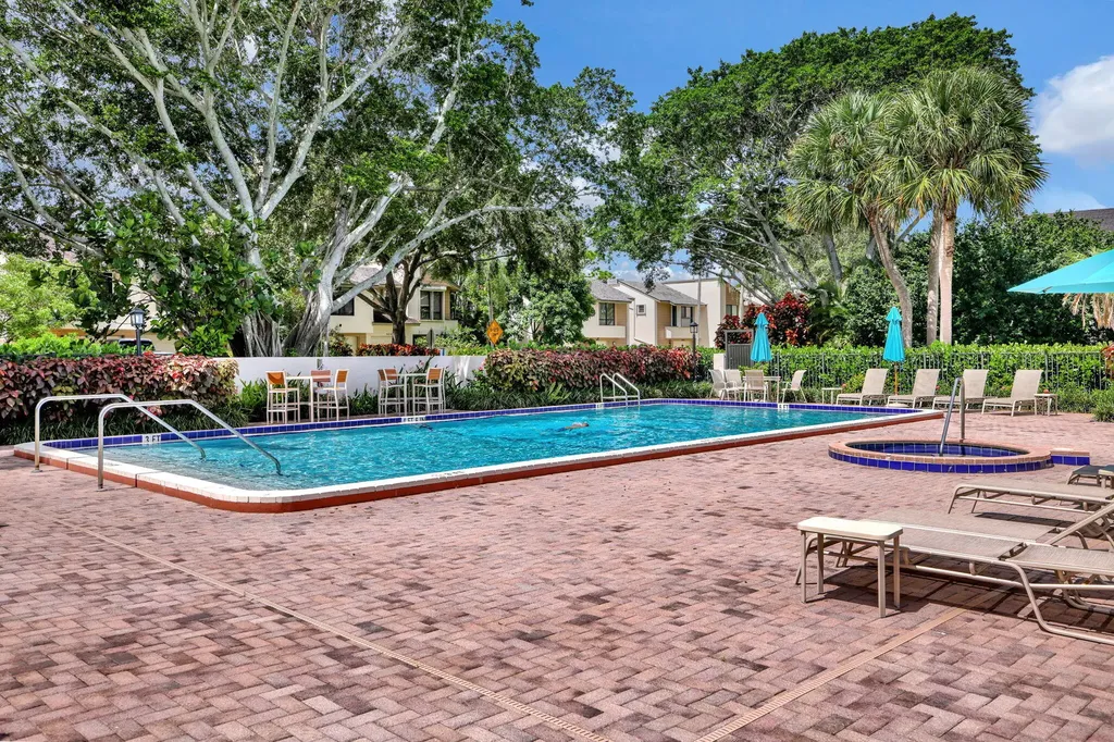 6062 Glendale Drive Boca Raton FL 33433