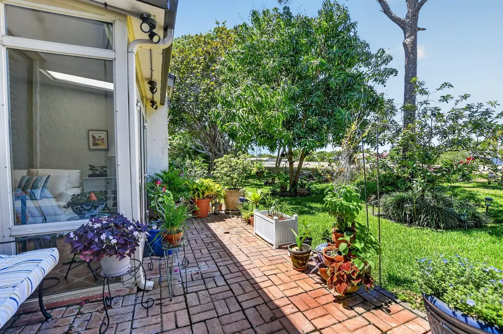 6062 Glendale Drive Boca Raton FL 33433