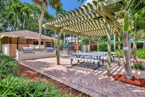 6062 Glendale Drive Boca Raton FL 33433