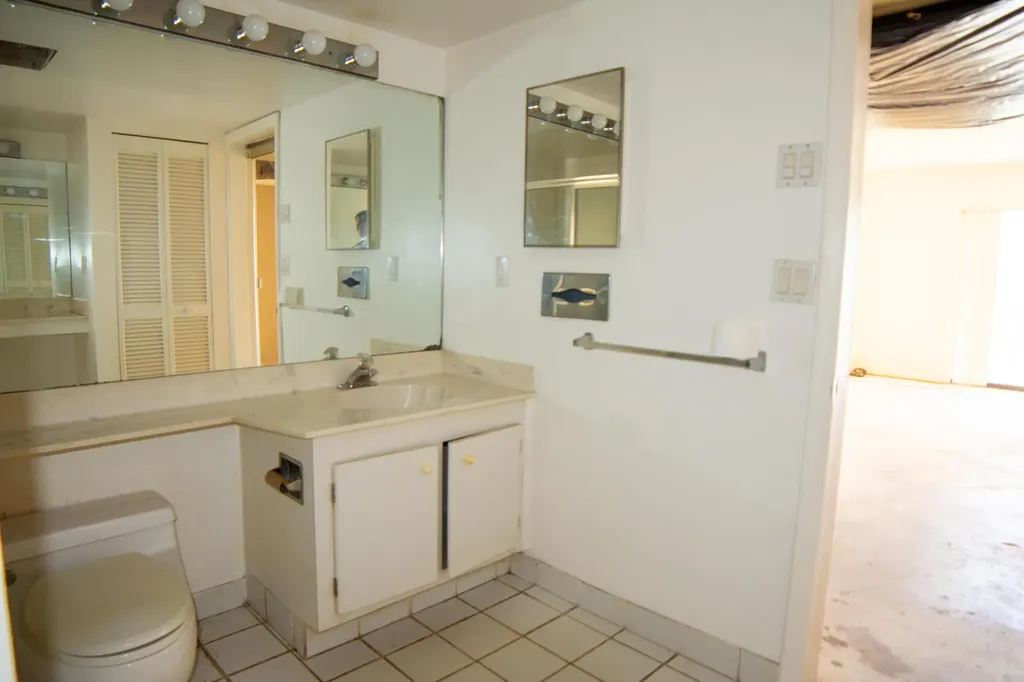 1650 NE 115th Street Miami FL 33181