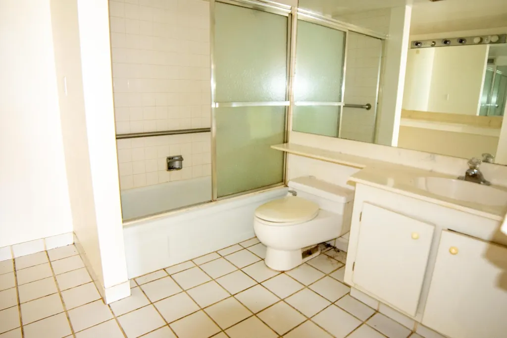 1650 NE 115th Street Miami FL 33181