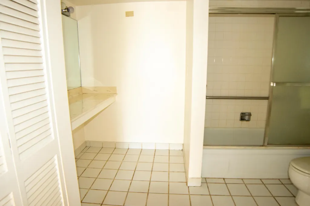1650 NE 115th Street Miami FL 33181