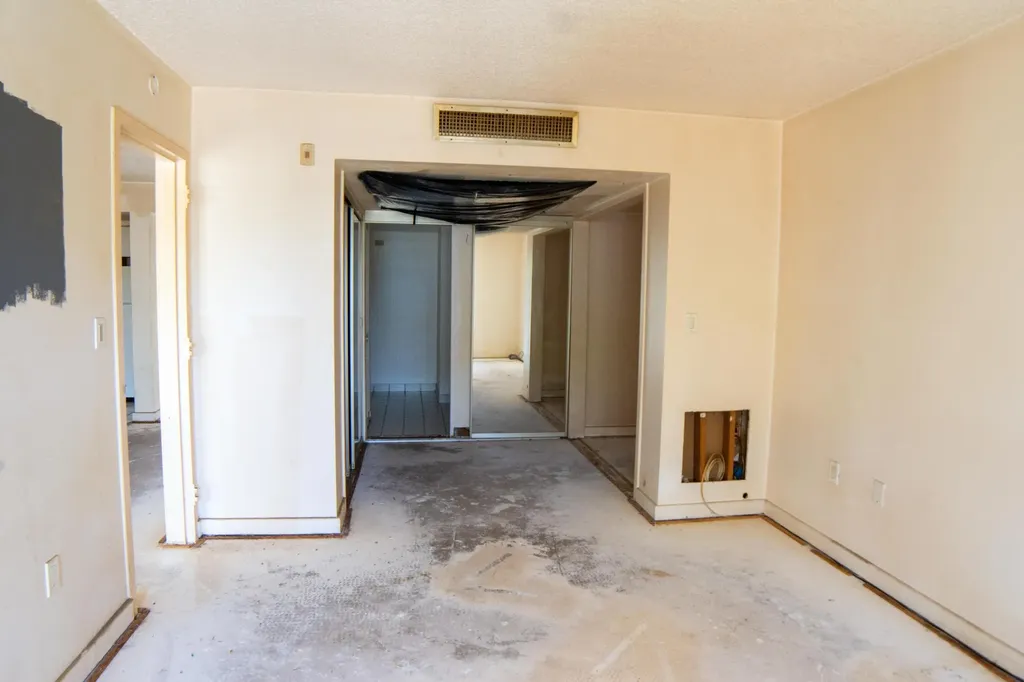 1650 NE 115th Street Miami FL 33181