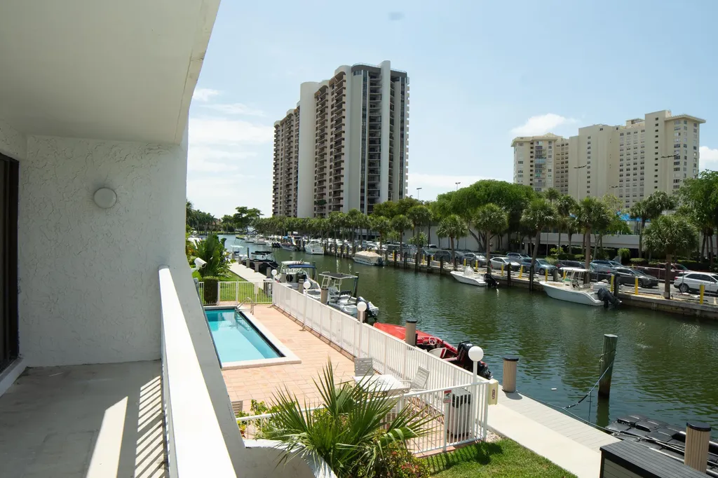 1650 NE 115th Street Miami FL 33181