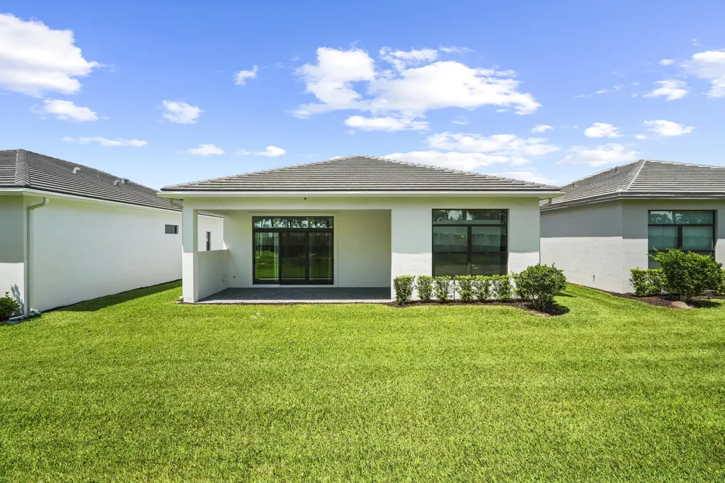 2752 SE Ashfield Drive Port St Lucie FL 34984