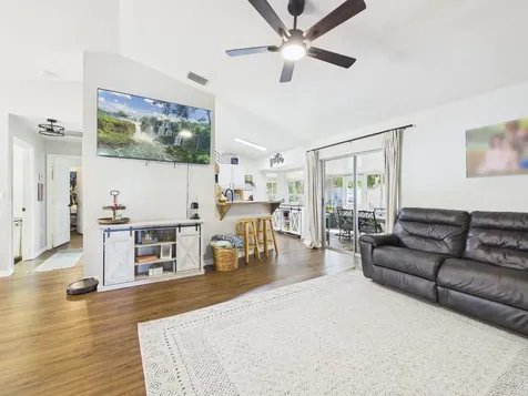793 SW 85th Avenue Okeechobee FL 34974