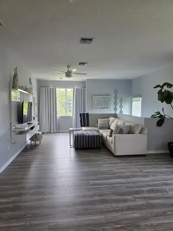 1560 SE Hampshire Way Stuart FL 34994