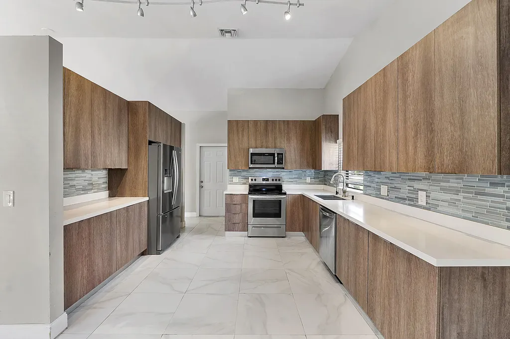 11461 NW 39th Street Coral Springs FL 33065