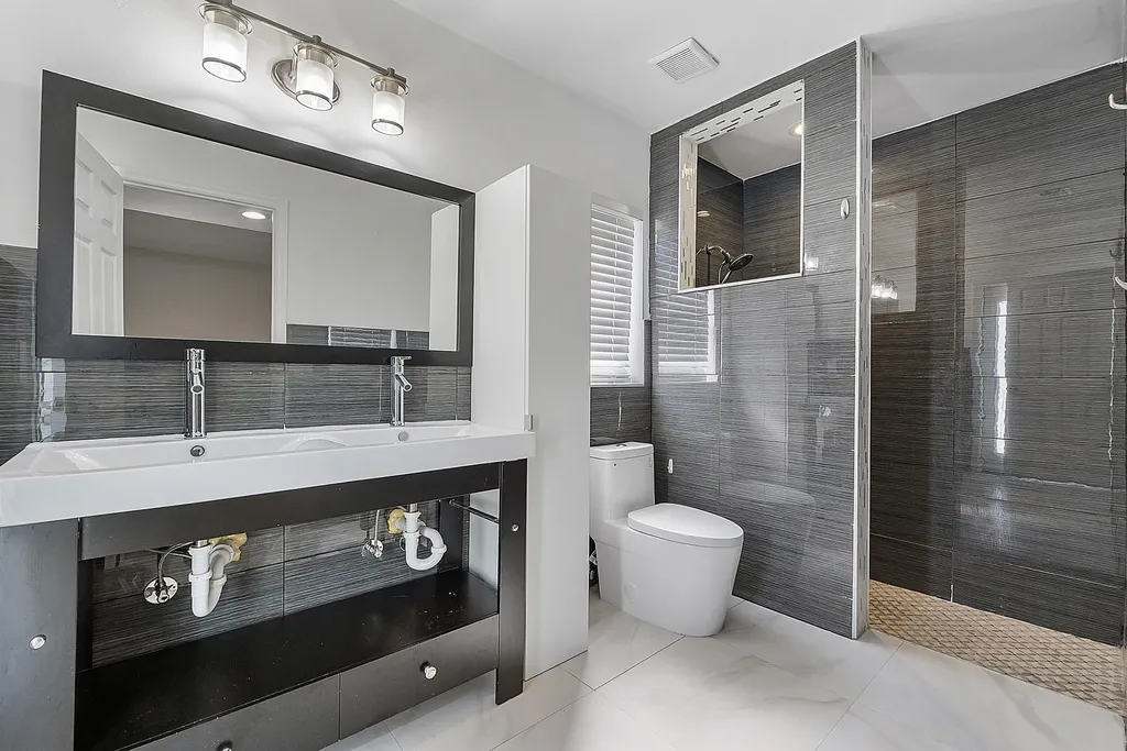 11461 NW 39th Street Coral Springs FL 33065
