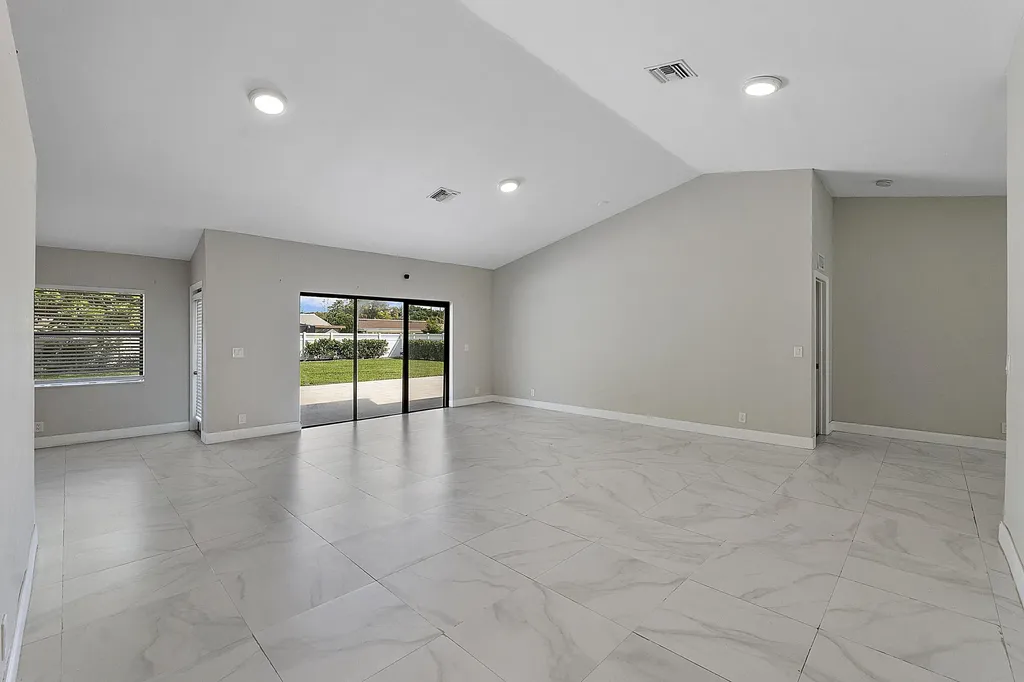 11461 NW 39th Street Coral Springs FL 33065