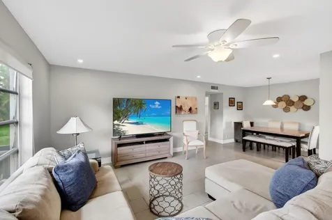 5250 NW 3rd Court Delray Beach FL 33445