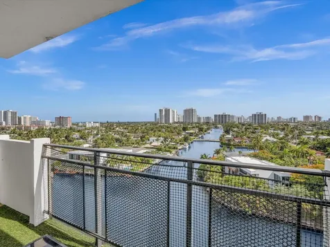 401 Golden Isle Drive Hallandale Beach FL 33009