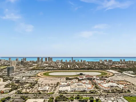 401 Golden Isle Drive Hallandale Beach FL 33009