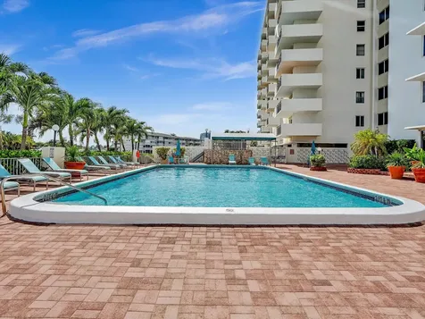 401 Golden Isle Drive Hallandale Beach FL 33009