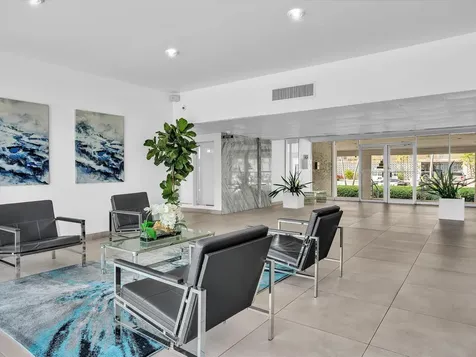 401 Golden Isle Drive Hallandale Beach FL 33009