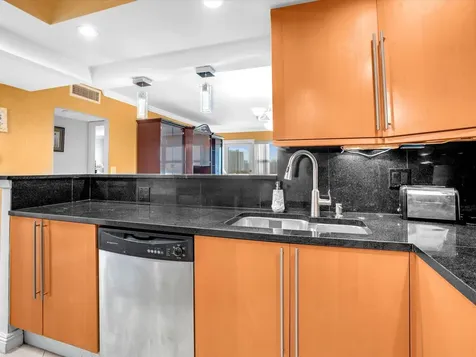 401 Golden Isle Drive Hallandale Beach FL 33009