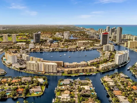 401 Golden Isle Drive Hallandale Beach FL 33009