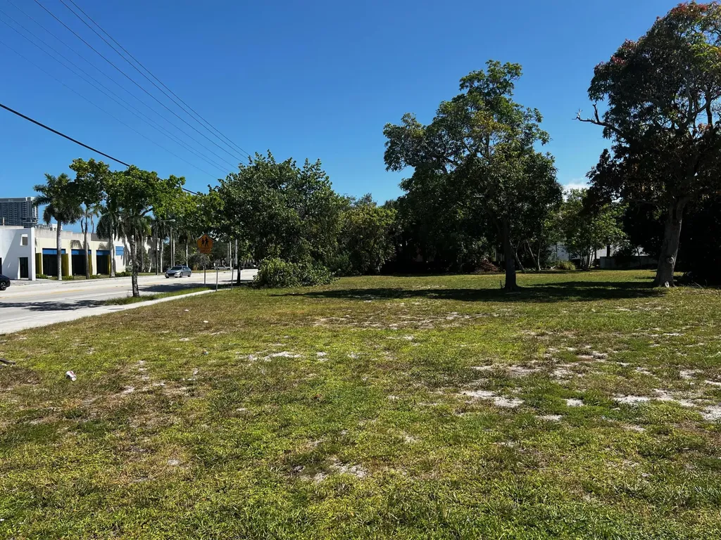 435 NW 7th Avenue Fort Lauderdale FL