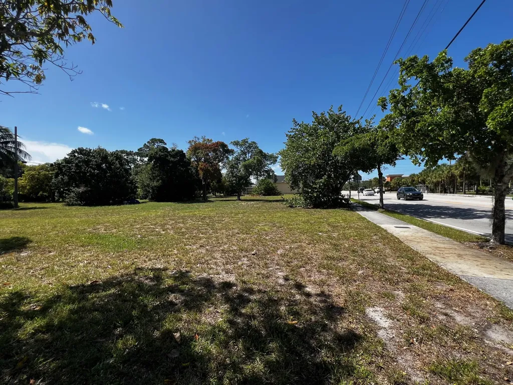 435 NW 7th Avenue Fort Lauderdale FL