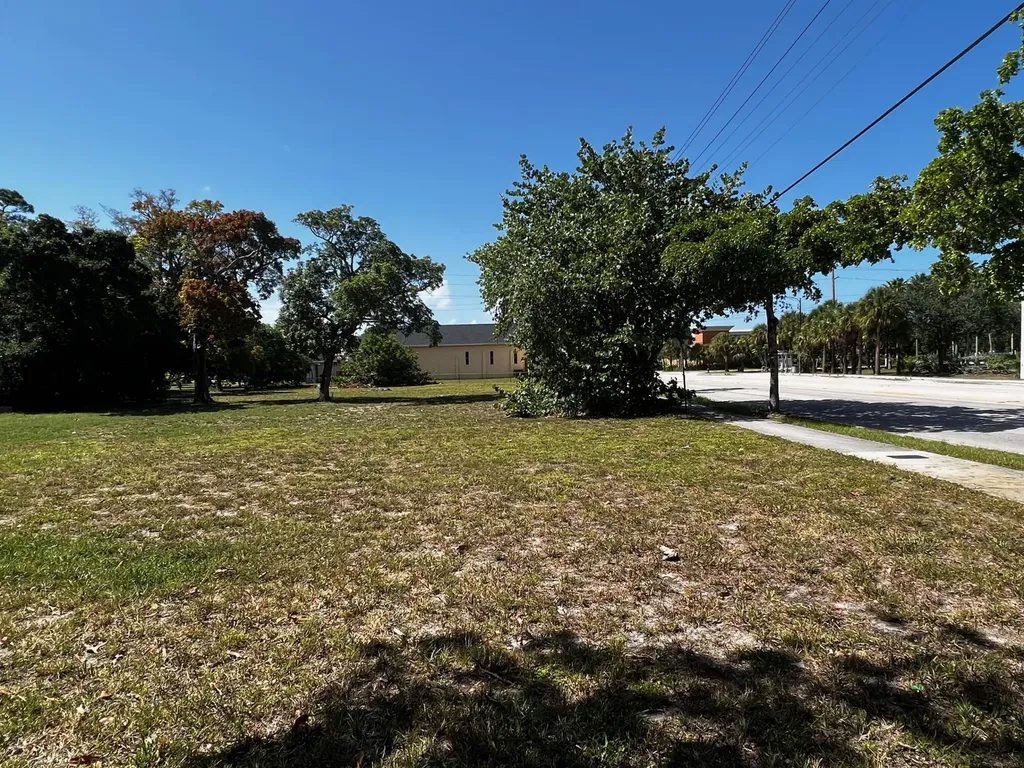 435 NW 7th Avenue Fort Lauderdale FL