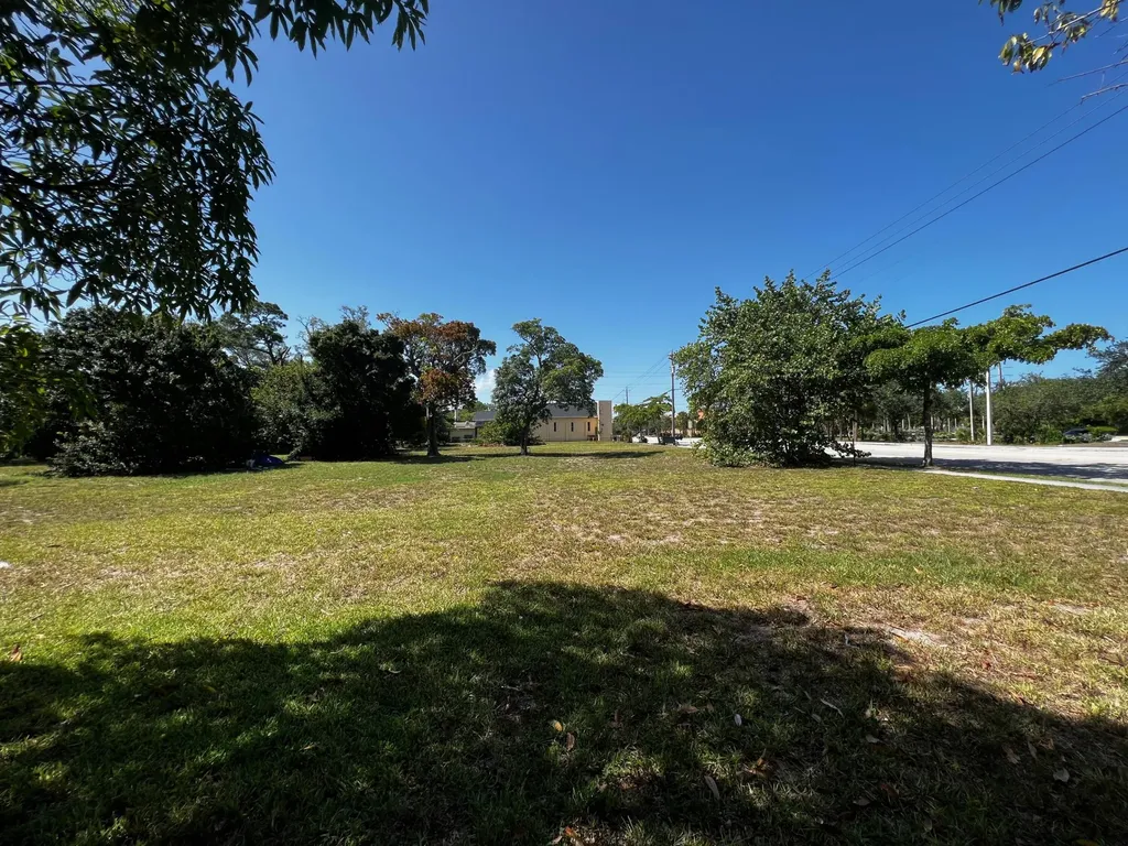 435 NW 7th Avenue Fort Lauderdale FL