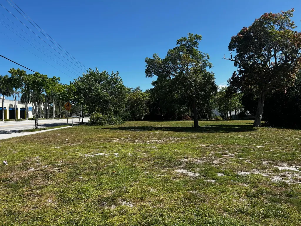 435 NW 7th Avenue Fort Lauderdale FL