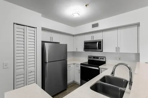 2113 Renaissance Boulevard Miramar FL 33025