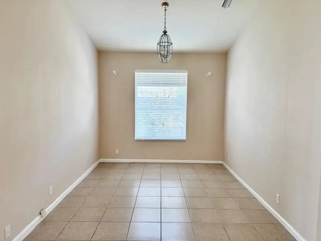 658 NW Stanford Lane Port St Lucie FL 34983