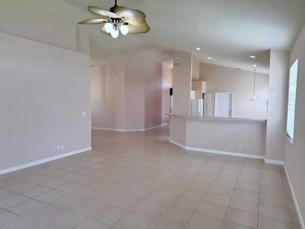658 NW Stanford Lane Port St Lucie FL 34983