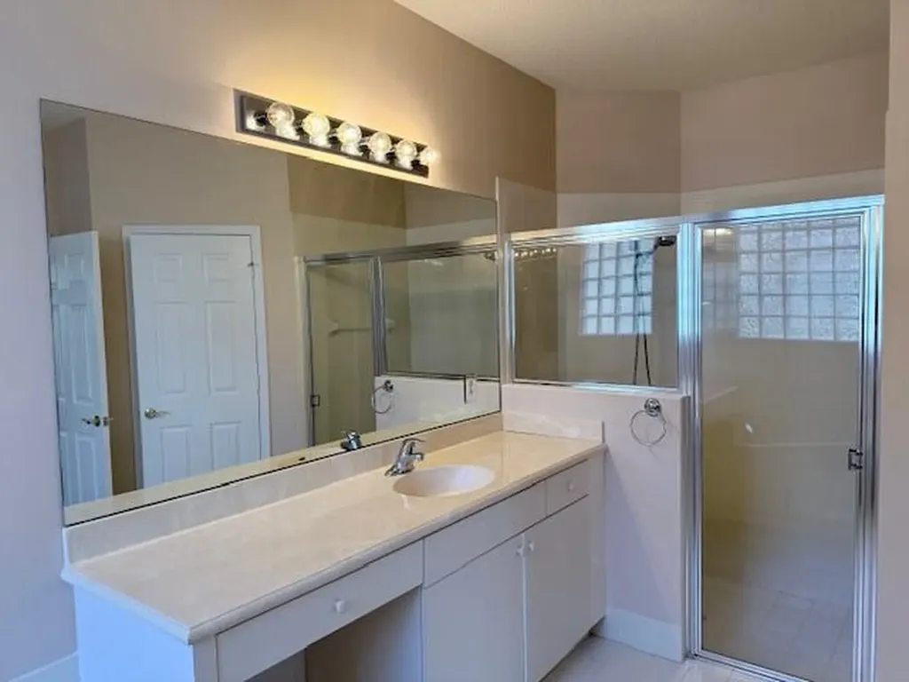 658 NW Stanford Lane Port St Lucie FL 34983