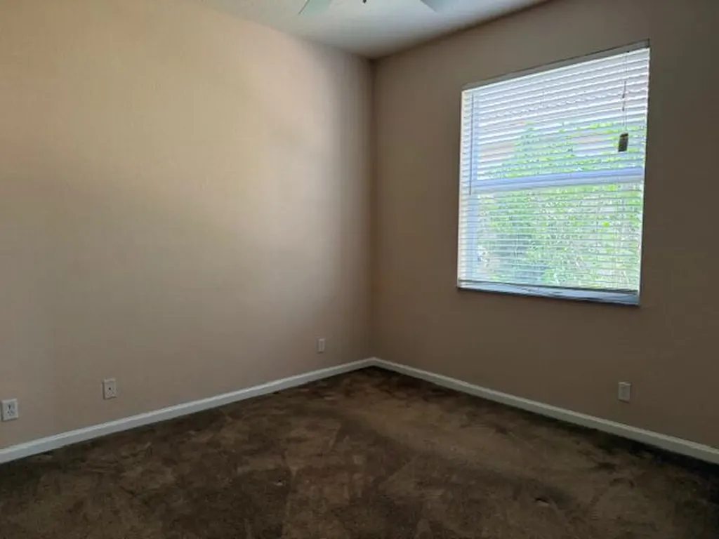 658 NW Stanford Lane Port St Lucie FL 34983