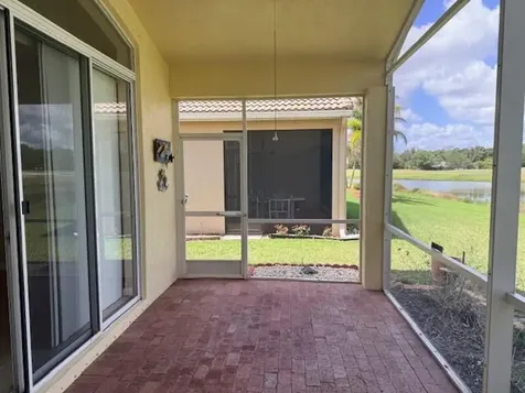 658 NW Stanford Lane Port St Lucie FL 34983
