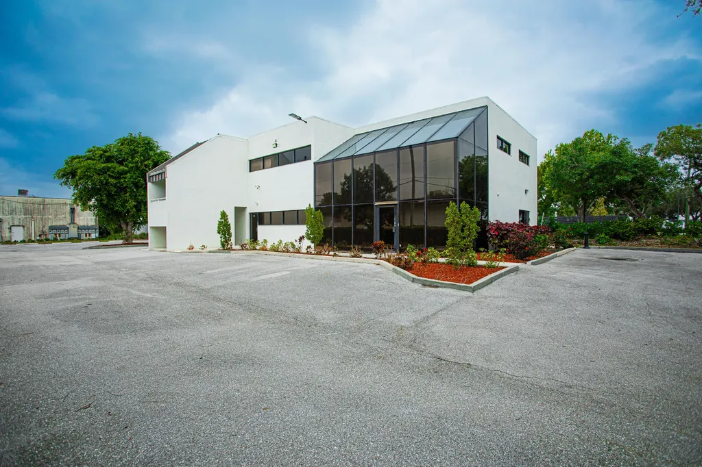1700 Okeechobee Road West Palm Beach FL 33409