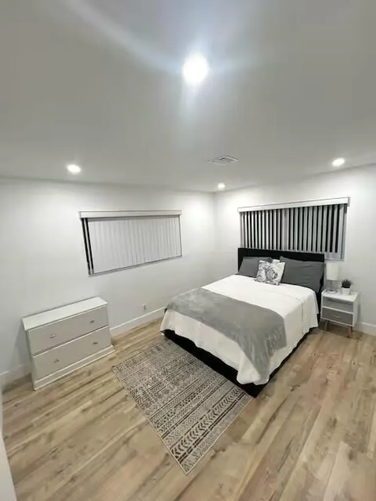 739 SE 12th Avenue Deerfield Beach FL 33441