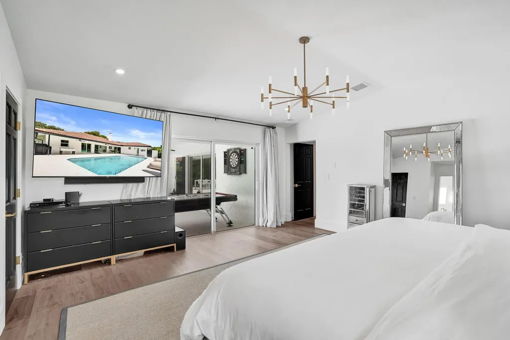 2804 Banyan Boulevard Circle NW Boca Raton FL 33431