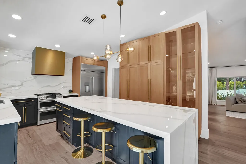 2804 Banyan Boulevard Circle NW Boca Raton FL 33431