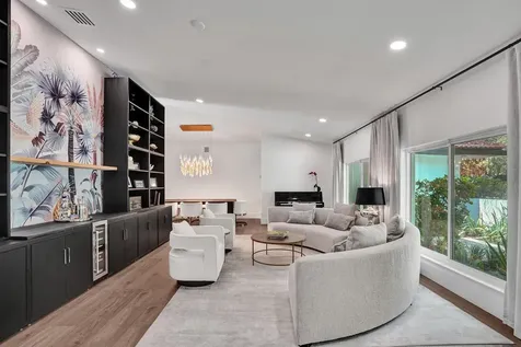2804 Banyan Boulevard Circle NW Boca Raton FL 33431