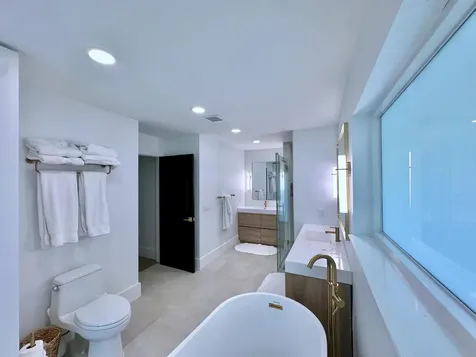 2804 Banyan Boulevard Circle NW Boca Raton FL 33431