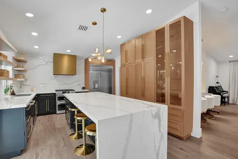 2804 Banyan Boulevard Circle NW Boca Raton FL 33431