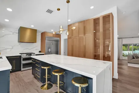 2804 Banyan Boulevard Circle NW Boca Raton FL 33431