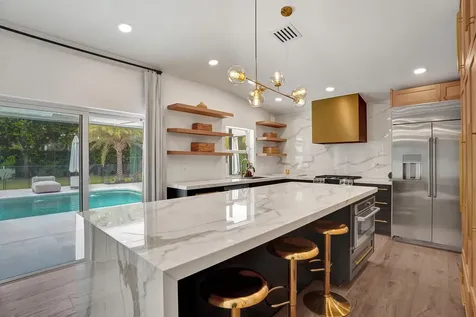 2804 Banyan Boulevard Circle NW Boca Raton FL 33431