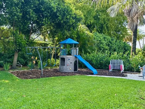 2804 Banyan Boulevard Circle NW Boca Raton FL 33431